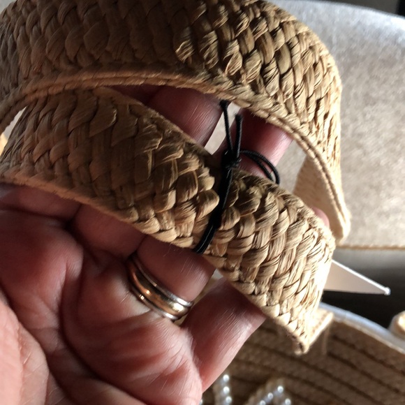 NWT B2B LA Straw Tote Social Distancing w/ pearl lettering beach bag - Picture 9 of 10